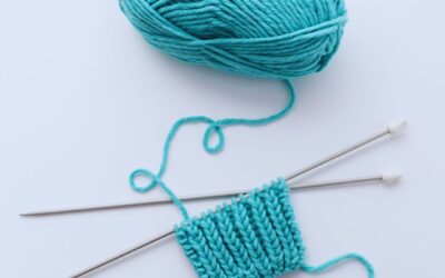 Comment rabattre une maille en tricot ?